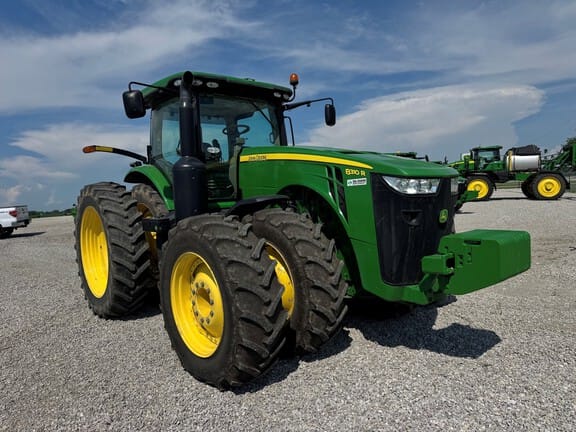 2011 John Deere 8310R Equipment Image0
