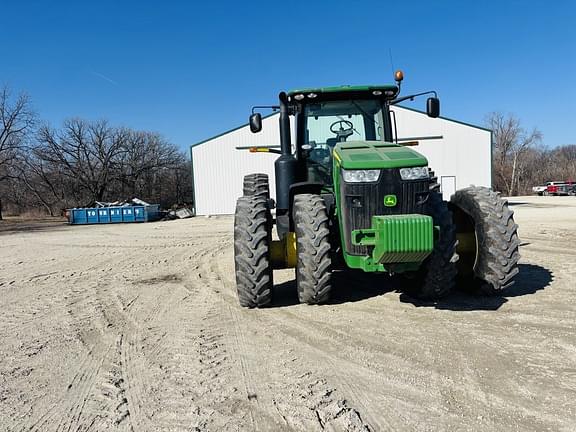 Image of John Deere 8310R equipment image 3