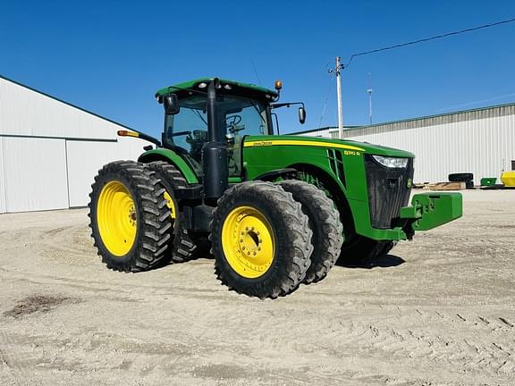 Image of John Deere 8310R equipment image 2