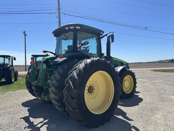 Image of John Deere 8310R equipment image 4