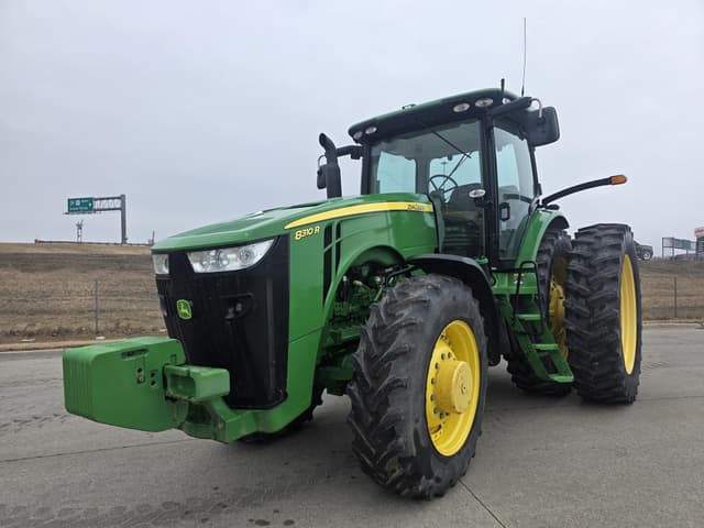 Image of John Deere 8310R equipment image 2