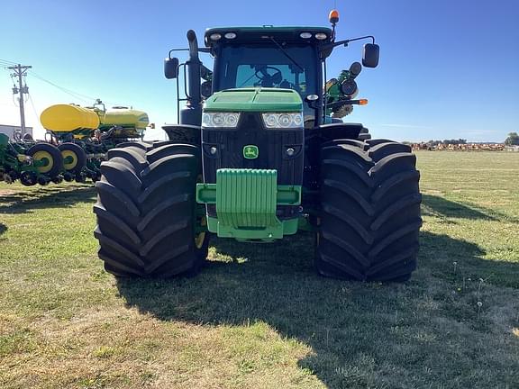 Image of John Deere 8310R equipment image 1