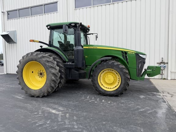 Image of John Deere 8310R equipment image 2