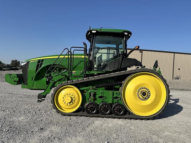 Image of John Deere 8310RT equipment image 2