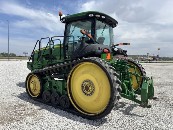 Image of John Deere 8310RT equipment image 2