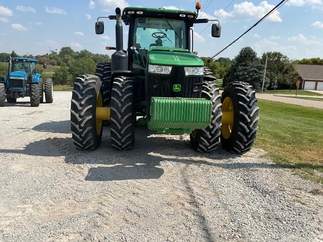Image of John Deere 8335R equipment image 1