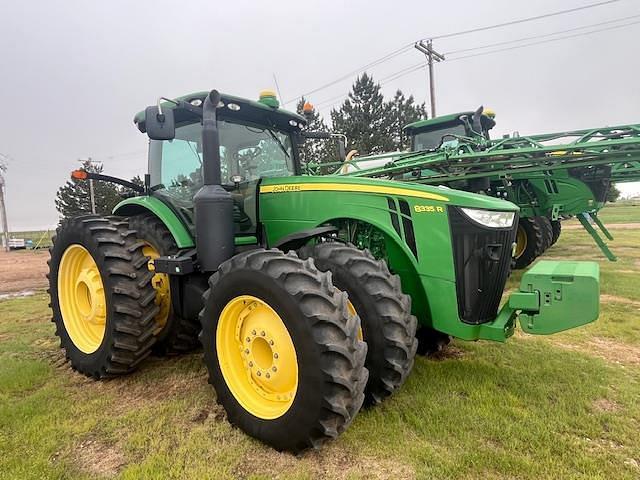 Image of John Deere 8335R Primary image