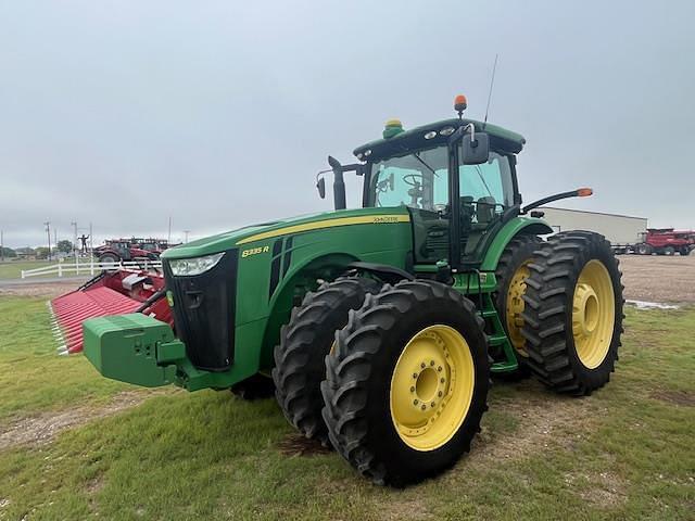 Image of John Deere 8335R equipment image 1