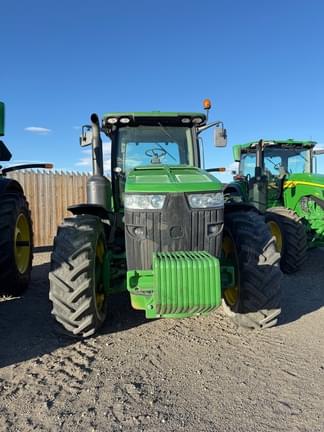 Image of John Deere 8335R equipment image 3