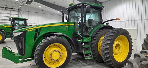 Image of John Deere 8335R Primary image