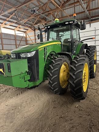 Image of John Deere 8335R Image 0