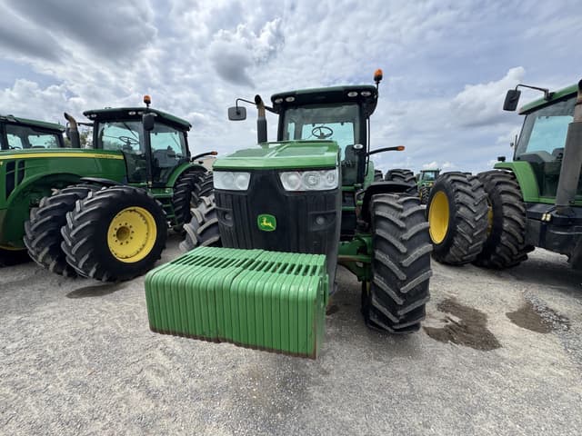 Image of John Deere 8335R equipment image 3