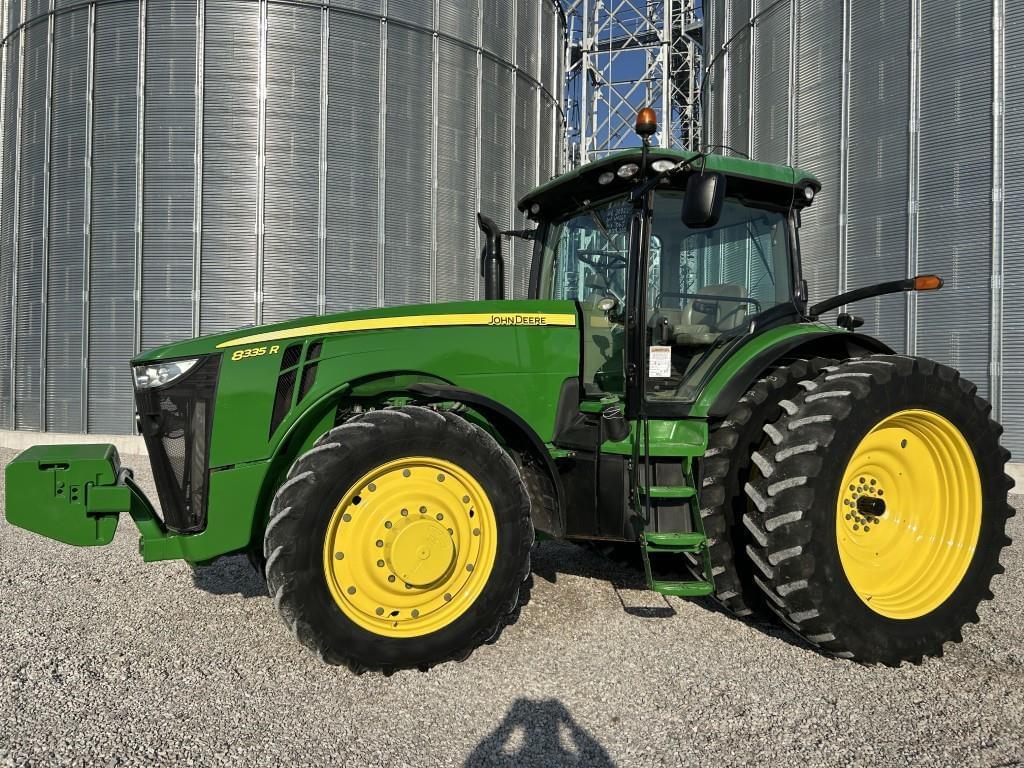 Image of John Deere 8335R Primary image