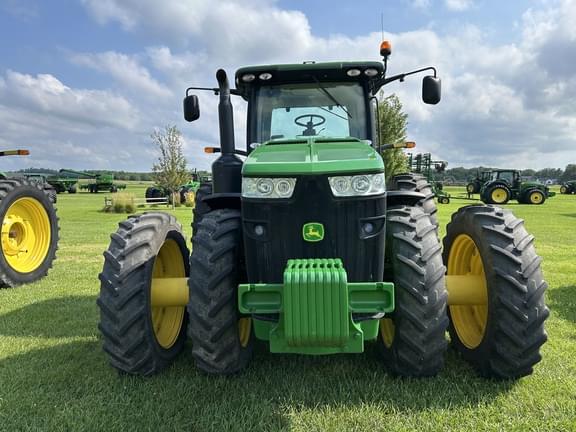 Image of John Deere 8335R equipment image 3