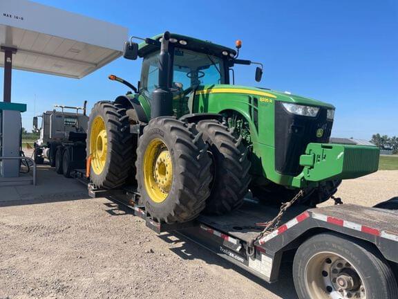 Image of John Deere 8335R Primary image