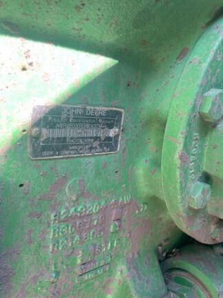 Image of John Deere 8335R equipment image 4