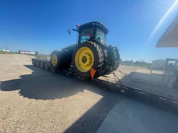 Image of John Deere 8335R equipment image 3
