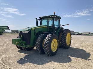 2011 John Deere 8335R Equipment Image0