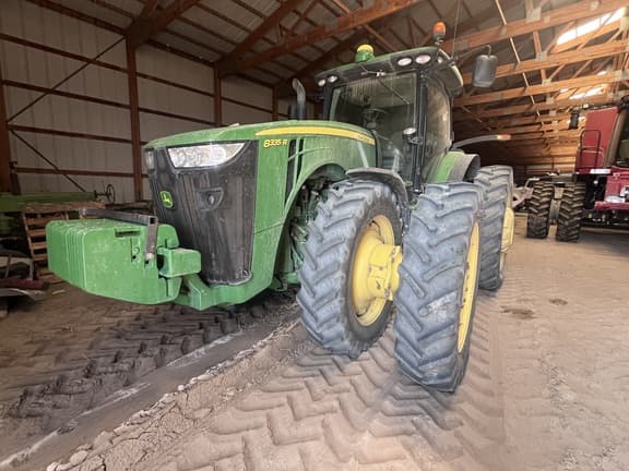 Image of John Deere 8335R Primary image