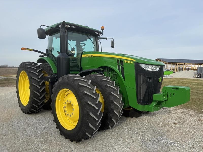 Image of John Deere 8335R Primary image