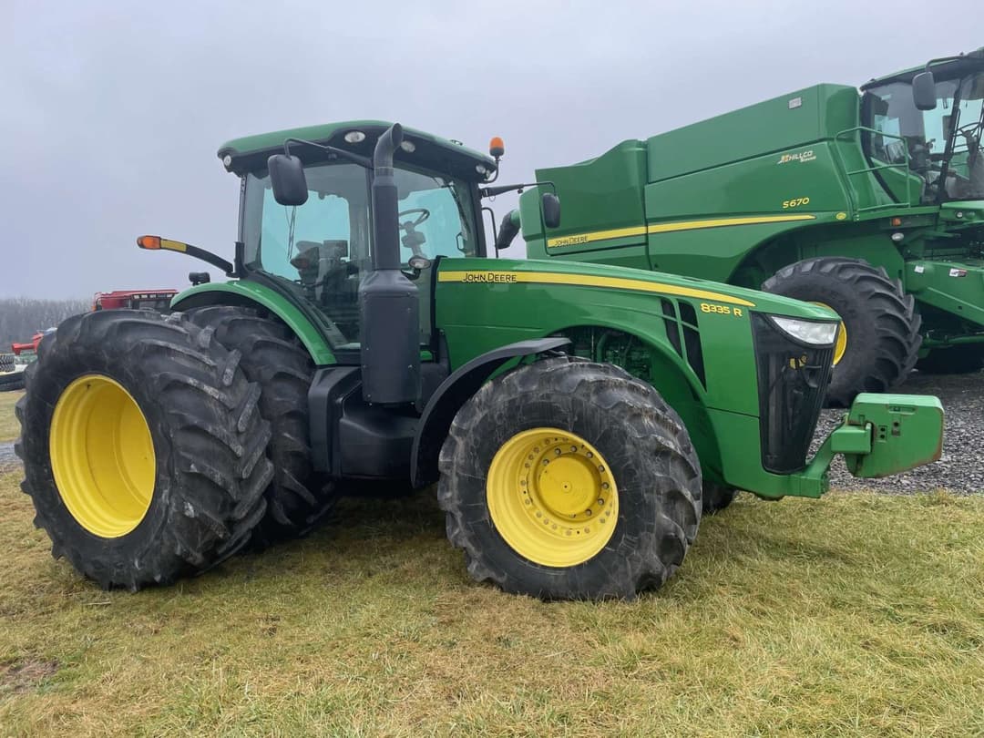 Image of John Deere 8335R Primary image
