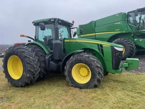 2011 John Deere 8335R Image