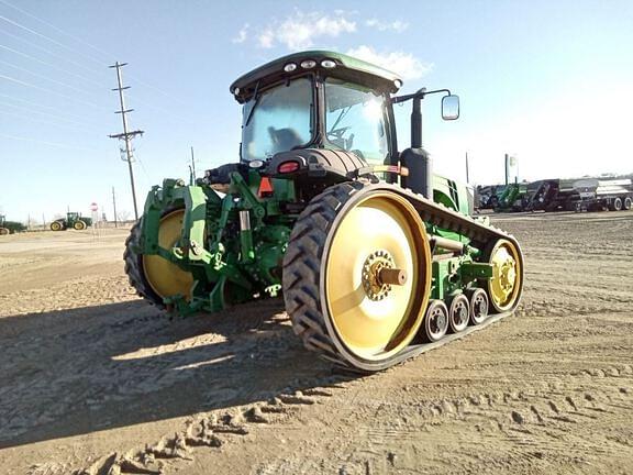 Image of John Deere 8335RT equipment image 2