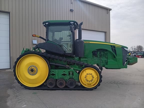 Image of John Deere 8335RT equipment image 4