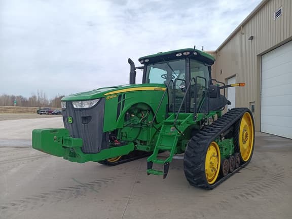 Image of John Deere 8335RT equipment image 2