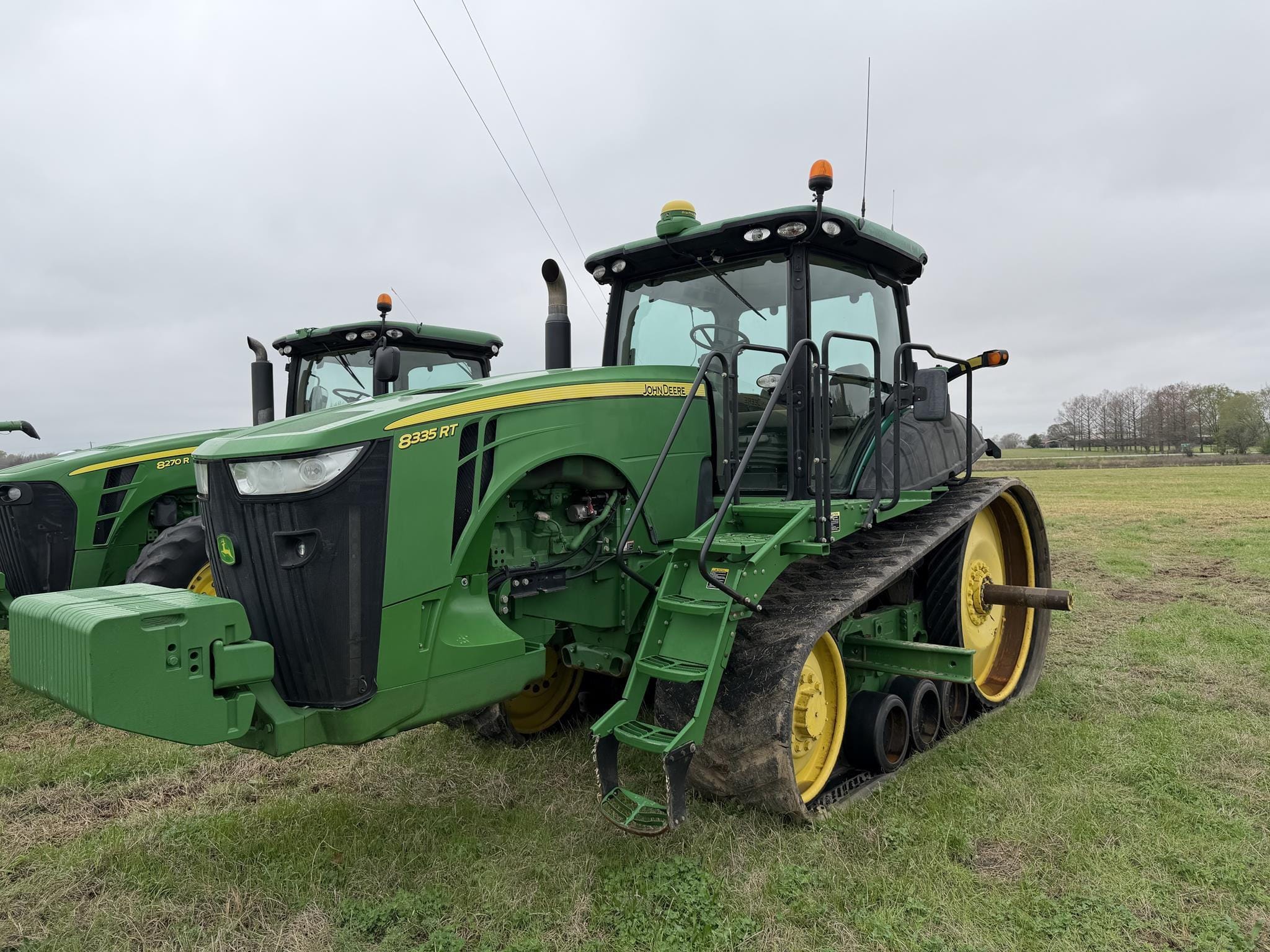 2011 John Deere 8335RT Equipment Image0