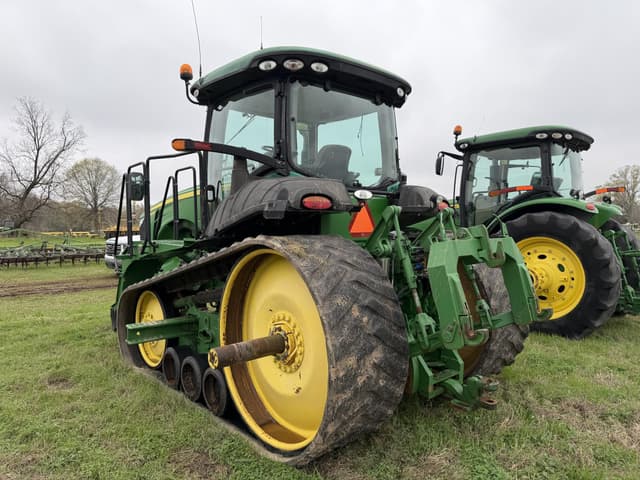 Image of John Deere 8335RT equipment image 3