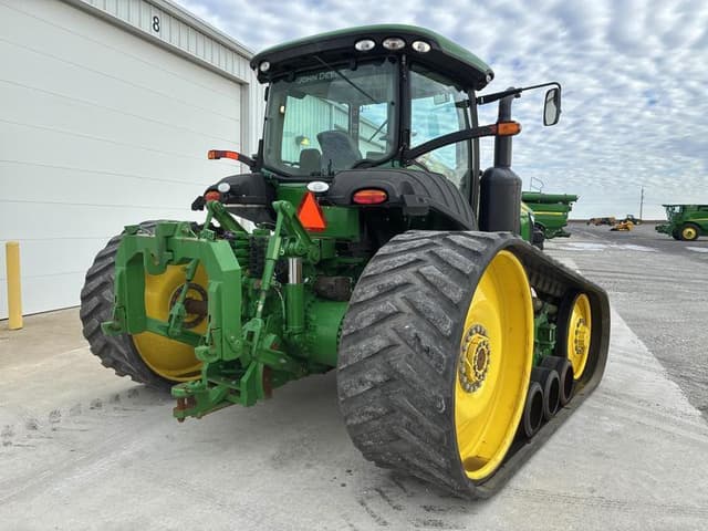 Image of John Deere 8335RT equipment image 4
