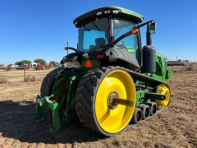 Image of John Deere 8335RT equipment image 2