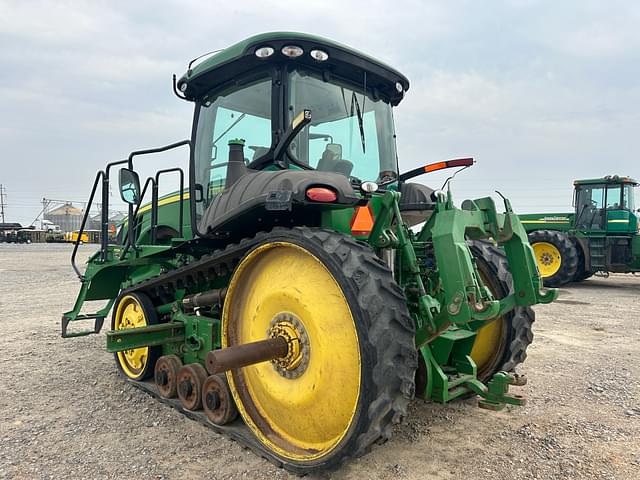 Image of John Deere 8335RT equipment image 3