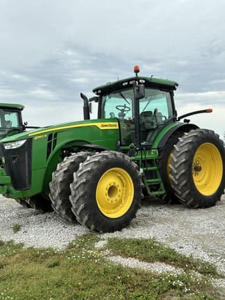 Image of John Deere 8360R equipment image 1