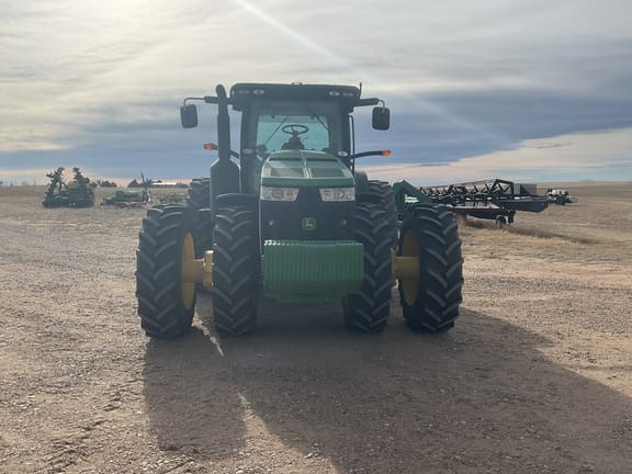 2011 John Deere 8360R Equipment Image0