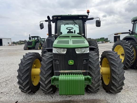 Image of John Deere 8360R equipment image 2