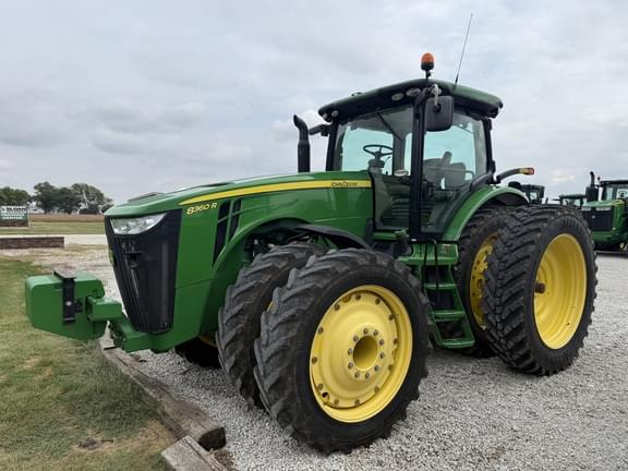 Image of John Deere 8360R equipment image 3