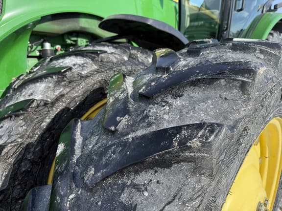 Image of John Deere 8360R equipment image 4