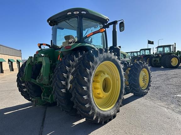 Image of John Deere 8360R equipment image 4