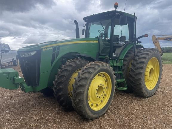 Image of John Deere 8360R equipment image 1