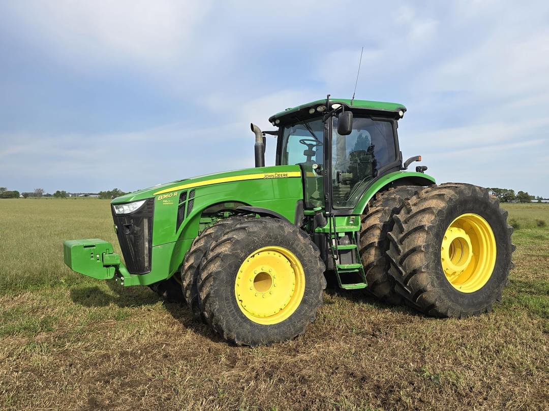 Image of John Deere 8360R Primary image