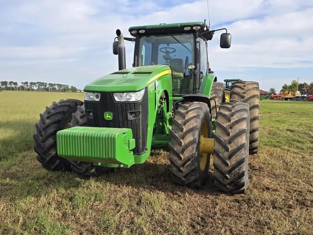 Image of John Deere 8360R equipment image 2