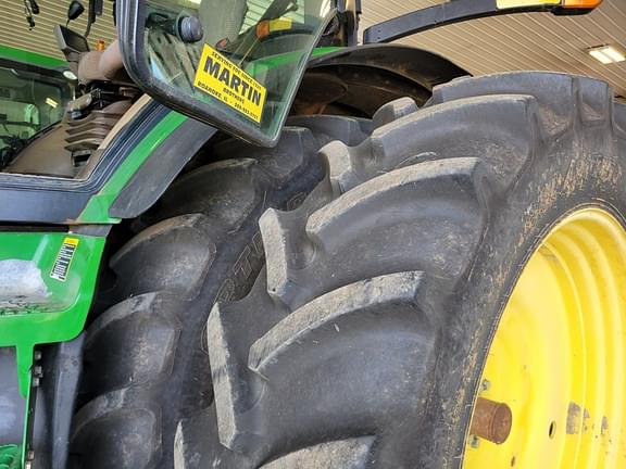 Image of John Deere 8360R equipment image 3