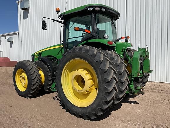 Image of John Deere 8360R equipment image 2