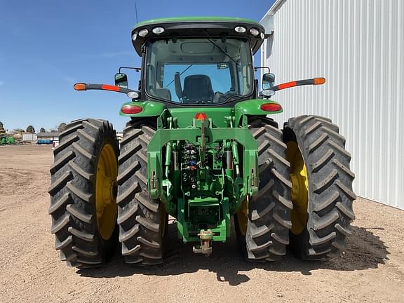 Image of John Deere 8360R equipment image 3