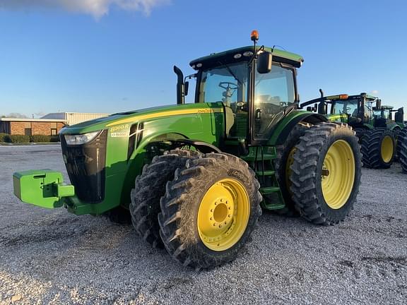 Image of John Deere 8360R equipment image 3