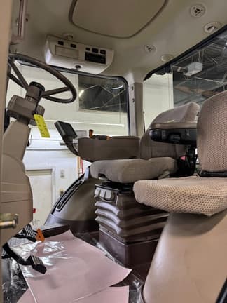 Image of John Deere 8360R equipment image 3