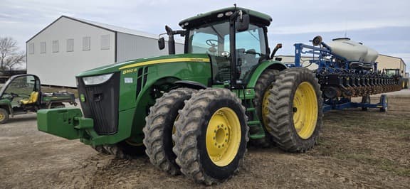 Image of John Deere 8360R equipment image 1