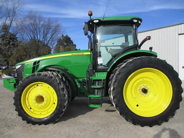 Image of John Deere 8360R equipment image 2